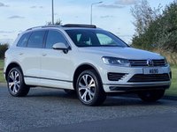 USED 2016 66 VOLKSWAGEN TOUAREG 3.0 V6 R-LINE TDI BLUEMOTION TECHNOLOGY 5d 259 BHP AWD AUTO Electric Glass Pan Roof  Nav
