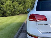 USED 2016 66 VOLKSWAGEN TOUAREG 3.0 V6 R-LINE TDI BLUEMOTION TECHNOLOGY 5d 259 BHP AWD AUTO Electric Glass Pan Roof  Nav