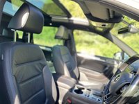 USED 2016 66 VOLKSWAGEN TOUAREG 3.0 V6 R-LINE TDI BLUEMOTION TECHNOLOGY 5d 259 BHP AWD AUTO Electric Glass Pan Roof  Nav