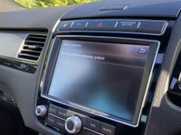 USED 2016 66 VOLKSWAGEN TOUAREG 3.0 V6 R-LINE TDI BLUEMOTION TECHNOLOGY 5d 259 BHP AWD AUTO Electric Glass Pan Roof  Nav