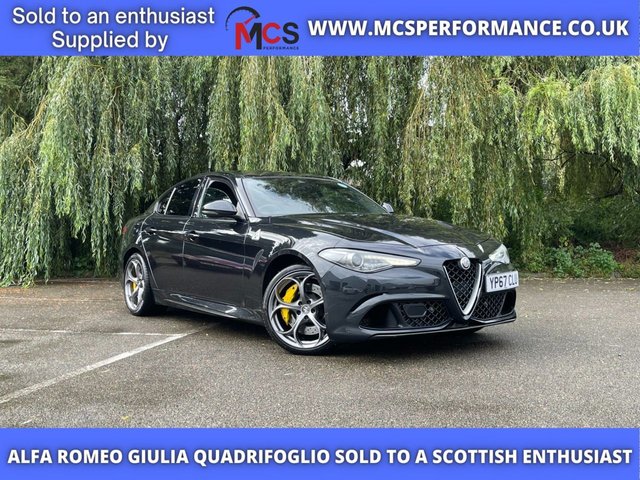 2017 67 ALFA ROMEO GIULIA 2.9 V6 BITURBO QUADRIFOGLIO 4d 503 BHP Carbon fibre inserts INTERIOR