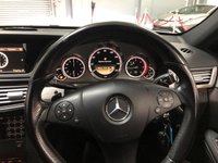 USED 2011 61 MERCEDES-BENZ E-CLASS 2.1 E250 CDI BLUEEFFICIENCY SPORT ED125 4d 204 BHP PARK SENSORS * NAVIGATION * LEATHER TRIM * PRIVACY GLASS * AIR CON *