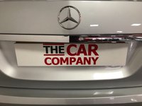USED 2011 61 MERCEDES-BENZ E-CLASS 2.1 E250 CDI BLUEEFFICIENCY SPORT ED125 4d 204 BHP PARK SENSORS * NAVIGATION * LEATHER TRIM * PRIVACY GLASS * AIR CON *