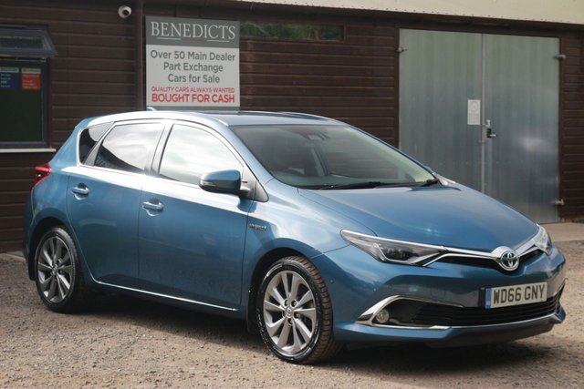 2017 66 Toyota Auris 1.8 VVT-I EXCEL TSS 5d 99 BHP