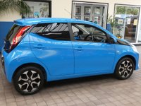 USED 2018 18 TOYOTA AYGO 1.0 VVT-I X-PLORE X-SHIFT 5d 69 BHP SAT NAV REAR VIEW CAMERA