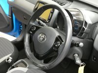 USED 2018 18 TOYOTA AYGO 1.0 VVT-I X-PLORE X-SHIFT 5d 69 BHP SAT NAV REAR VIEW CAMERA