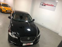 USED 2011 61 JAGUAR XJ 3.0 D V6 PORTFOLIO SWB 4d 275 BHP * PANORAMIC ROOF * CLIMATE CONTROL * NAVIGATION * PARKING SENSORS * 20 INCH ALLOYS *
