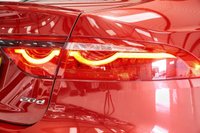USED 2018 68 JAGUAR XF 2.0 D R-SPORT 4d AUTO 177 BHP SALOON