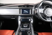 USED 2018 68 JAGUAR XF 2.0 D R-SPORT 4d AUTO 177 BHP SALOON