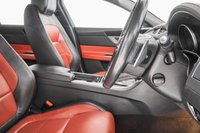 USED 2018 68 JAGUAR XF 2.0 D R-SPORT 4d AUTO 177 BHP SALOON