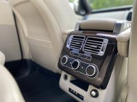 USED 2013 63 LAND ROVER RANGE ROVER 4.4 SDV8 AUTOBIOGRAPHY 5d 339 BHP FLAG SHIP AUTO AWD Rear Entertainment & Dual TV