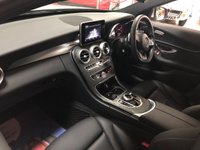 USED 2017 17 MERCEDES-BENZ C-CLASS 2.1 C 220 D 4MATIC AMG LINE 5d 170 BHP * NAV * F & R PARK SENSORS * REVERSING CAMERA * BLUETOOTH * 18 INCH AMG ALLOY WHEELS * CLIMATE CONTROL * CRUISE CONTROL *