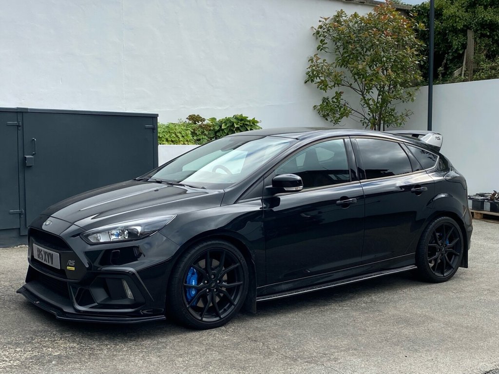 USED 2016 R FORD FOCUS 2.3 RS 5d 346 BHP IMMACULATE LOW MILEAGE CAR