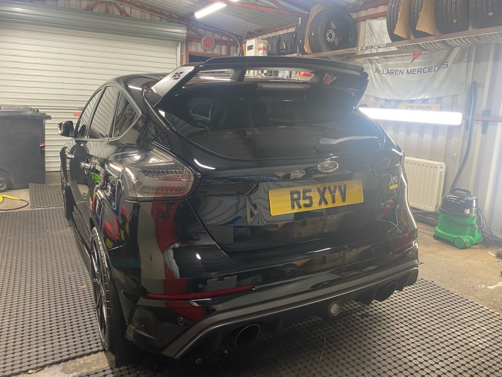 USED 2016 R FORD FOCUS 2.3 RS 5d 346 BHP IMMACULATE LOW MILEAGE CAR