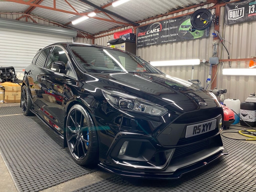USED 2016 R FORD FOCUS 2.3 RS 5d 346 BHP IMMACULATE LOW MILEAGE CAR