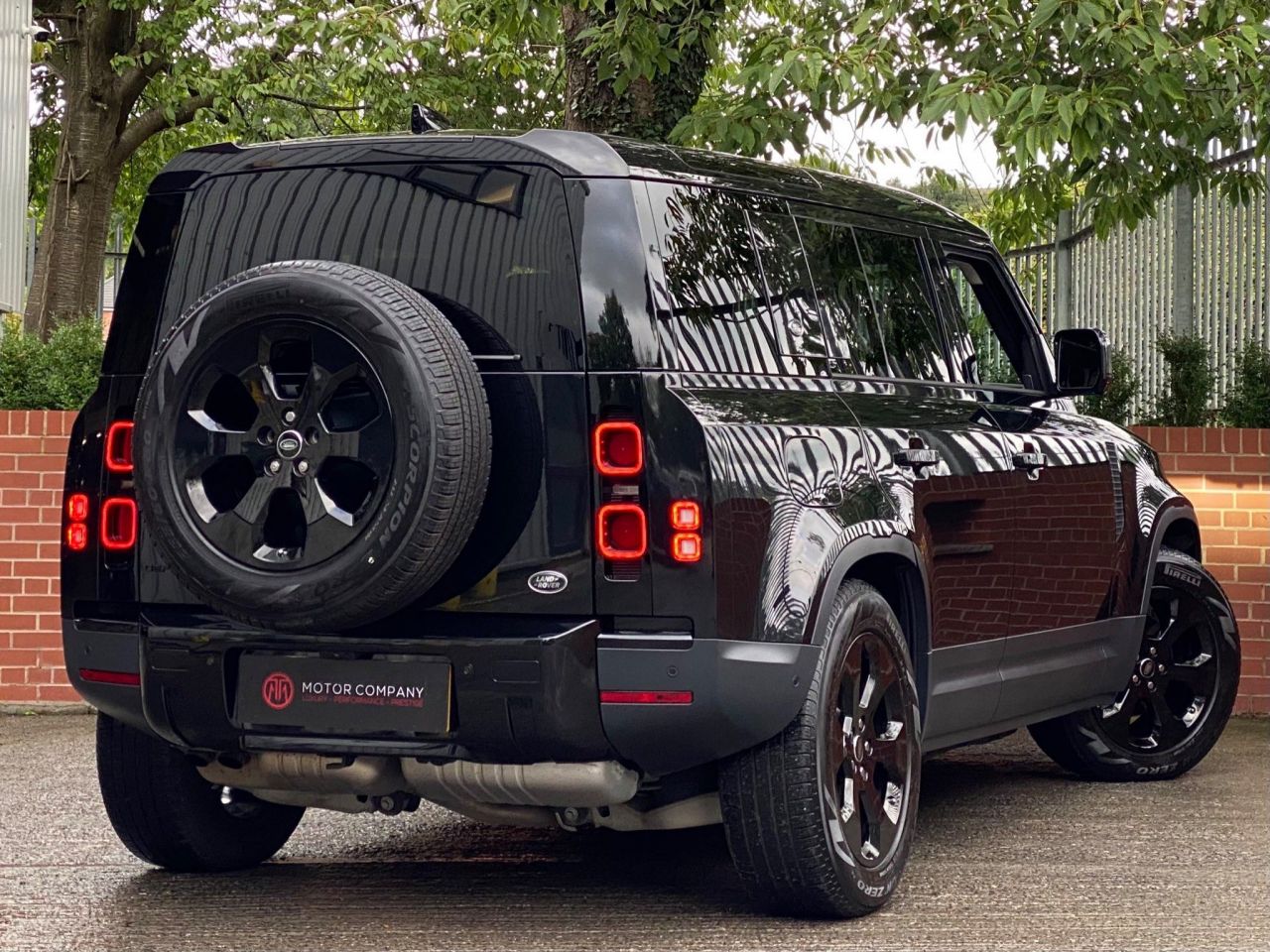 2020 20 LAND ROVER DEFENDER 2.0 SD4 SE Auto 4WD (s/s) 5dr