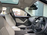 USED 2017 17 JAGUAR F-PACE 2.0 PORTFOLIO AWD 5d 178 BHP 