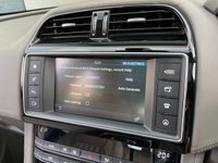 USED 2017 17 JAGUAR F-PACE 2.0 PORTFOLIO AWD 5d 178 BHP 