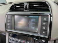 USED 2017 17 JAGUAR F-PACE 2.0 PORTFOLIO AWD 5d 178 BHP 