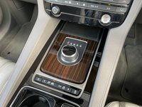 USED 2017 17 JAGUAR F-PACE 2.0 PORTFOLIO AWD 5d 178 BHP 