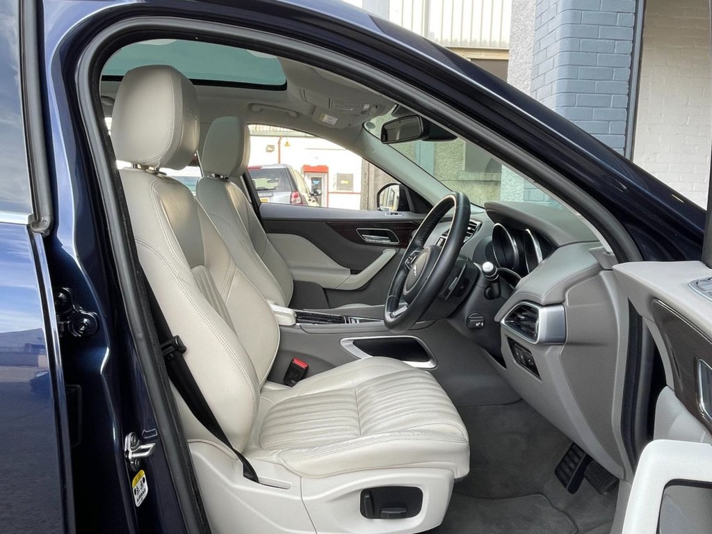USED 2017 17 JAGUAR F-PACE 2.0 PORTFOLIO AWD 5d 178 BHP 