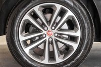 USED 2016 66 JAGUAR F-PACE 2.0 R-SPORT 5d 178 BHP 