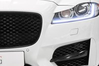USED 2019 19 JAGUAR XF 2.0 R-SPORT 5d 297 BHP +HOME DELIVERY AVAILABLE+