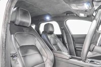 USED 2019 19 JAGUAR XF 2.0 R-SPORT 5d 297 BHP +HOME DELIVERY AVAILABLE+