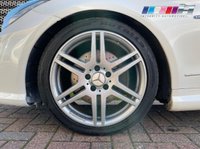 USED 2010 60 MERCEDES-BENZ E-CLASS 2.1 E250 CDI BLUEEFFICIENCY SPORT 2d 204 BHP Service History