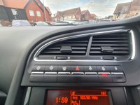 USED 2012 12 PEUGEOT 5008 1.6 HDI ALLURE 5d 112 BHP PEUGEOT 5008 1.6 HDI ALLURE 5d 112 BHP
