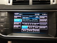 USED 2013 63 LAND ROVER RANGE ROVER EVOQUE 2.2 SD4 PURE TECH 3d 190 BHP * PANORAMIC ROOF * CLIMATE CONTROL * PRIVACY GLASS * NAVIGATION * PARKING SENSORS * 19 INCH ALLOY WHEELS *