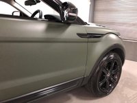 USED 2013 63 LAND ROVER RANGE ROVER EVOQUE 2.2 SD4 PURE TECH 3d 190 BHP * PANORAMIC ROOF * CLIMATE CONTROL * PRIVACY GLASS * NAVIGATION * PARKING SENSORS * 19 INCH ALLOY WHEELS *