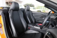 USED 2017 17 AUDI R8 5.2 SPYDER V10 QUATTRO 2d 533 BHP EXCLUSIVE "SOLAR ORANGE" PAINTWORK!