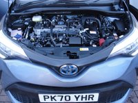 USED 2020 70 TOYOTA CHR 1.8 DESIGN 5d 121 BHP GENUINE MILEAGE AUTO ULEZ FREE