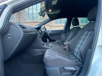 USED 2017 17 VOLKSWAGEN GOLF 2.0 GTD 5d 181 BHP 