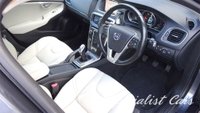 USED 2014 14 VOLVO V40 1.6 D2 SE LUX NAV 5d 113 BHP 