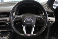 USED 2015 65 AUDI Q7 3.0 TDI QUATTRO S LINE 5d 269 BHP FINISHED IN STUNNING METALLIC DAYTONA GREY, COMPLIMENTED WITH HEATED BLACK VALCONA LEATHER S LINE SPORTS SEATS + 1 FORMER KEEPER, HUGE SPECIFICATION 7 SEATER, COMES WITH AN IMPECCABLE, FULL SERVICE HISTORY + TECHNOLOGY PACKAGE WITH VIRTUAL COCKPIT DIGITAL DASH DISPLAY + BOSE 3D SURROUND SOUND SYSTEM + SATELLITE NAVIGATION + PANORAMIC GLASS SUNROOF + HEAT AND SOUND INSULATING GLASS WITH PRIVACY WINDOWS + ADVANCED KEY + REAR VIEW CAMERA + POWER FOLDING HEATED MIRRORS + AMBIENT LIGHTING PACK