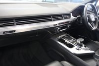 USED 2015 65 AUDI Q7 3.0 TDI QUATTRO S LINE 5d 269 BHP FINISHED IN STUNNING METALLIC DAYTONA GREY, COMPLIMENTED WITH HEATED BLACK VALCONA LEATHER S LINE SPORTS SEATS + 1 FORMER KEEPER, HUGE SPECIFICATION 7 SEATER, COMES WITH AN IMPECCABLE, FULL SERVICE HISTORY + TECHNOLOGY PACKAGE WITH VIRTUAL COCKPIT DIGITAL DASH DISPLAY + BOSE 3D SURROUND SOUND SYSTEM + SATELLITE NAVIGATION + PANORAMIC GLASS SUNROOF + HEAT AND SOUND INSULATING GLASS WITH PRIVACY WINDOWS + ADVANCED KEY + REAR VIEW CAMERA + POWER FOLDING HEATED MIRRORS + AMBIENT LIGHTING PACK