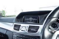 USED 2015 65 MERCEDES-BENZ E-CLASS 2.1 E220 BLUETEC AMG NIGHT EDITION PREMIUM 5d 174 BHP HEATED SEATS+FULL LEATHER+NIGHT ED
