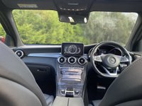 USED 2017 67 MERCEDES-BENZ GLC-CLASS 2.1 GLC 250 D 4MATIC AMG LINE PREMIUM PLUS 5d 201 BHP AWD AUTO Glass Panoramic Roof Comand Sat Nav