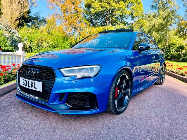 View our AUDI RS3