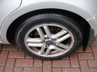 USED 2004 54 FORD C-MAX 2.0 C-MAX ZETEC TDCI 5d 136 BHP SPARES AND REPAIRS RUNS DRIVES