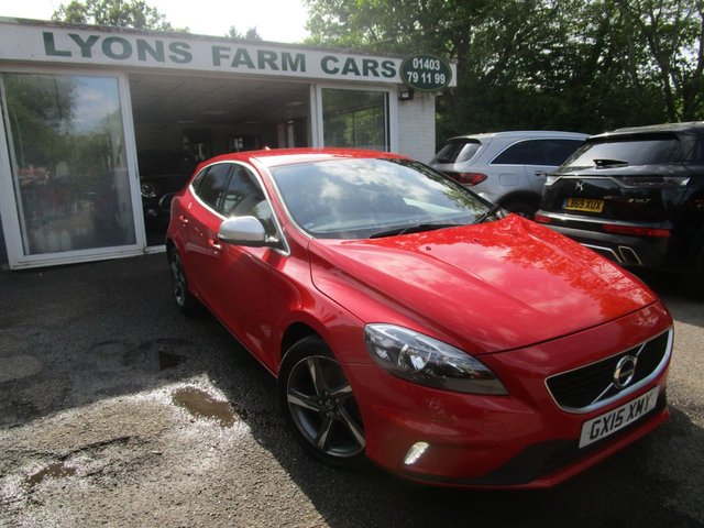 2015 15 Volvo V40 2.0 D4 R-DESIGN NAV 5d 187 BHP