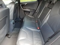 USED 2017 17 VOLVO XC60 2.0 T5 R-DESIGN LUX NAV 5d 240 BHP 1 Own, FSH, Leather, SATNAV