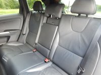 USED 2017 17 VOLVO XC60 2.0 T5 R-DESIGN LUX NAV 5d 240 BHP 1 Own, FSH, Leather, SATNAV