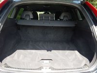 USED 2017 17 VOLVO XC60 2.0 T5 R-DESIGN LUX NAV 5d 240 BHP 1 Own, FSH, Leather, SATNAV