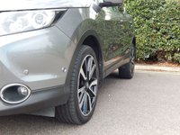 USED 2017 17 NISSAN QASHQAI 1.6 DCI TEKNA XTRONIC 5d 128 BHP Pan Roof-Heated Leather-SATNAV