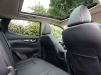 USED 2017 17 NISSAN QASHQAI 1.6 DCI TEKNA XTRONIC 5d 128 BHP Pan Roof-Heated Leather-SATNAV