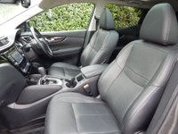 USED 2017 17 NISSAN QASHQAI 1.6 DCI TEKNA XTRONIC 5d 128 BHP Pan Roof-Heated Leather-SATNAV