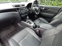 USED 2017 17 NISSAN QASHQAI 1.6 DCI TEKNA XTRONIC 5d 128 BHP Pan Roof-Heated Leather-SATNAV
